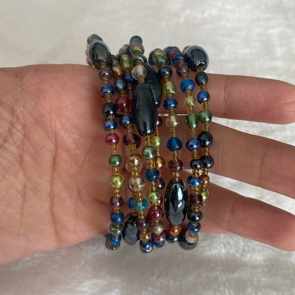 Beaded bracelet - Picture 8 of 15